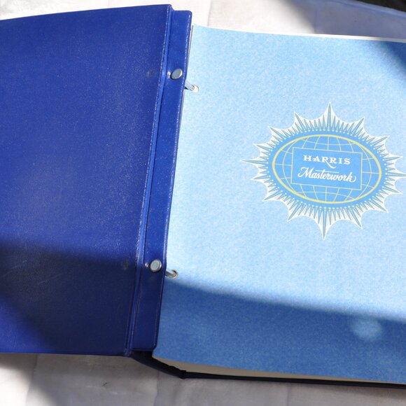 Statesman Deluxe Album: For Postage Stamps of the World Stock - Picture 4 of 7